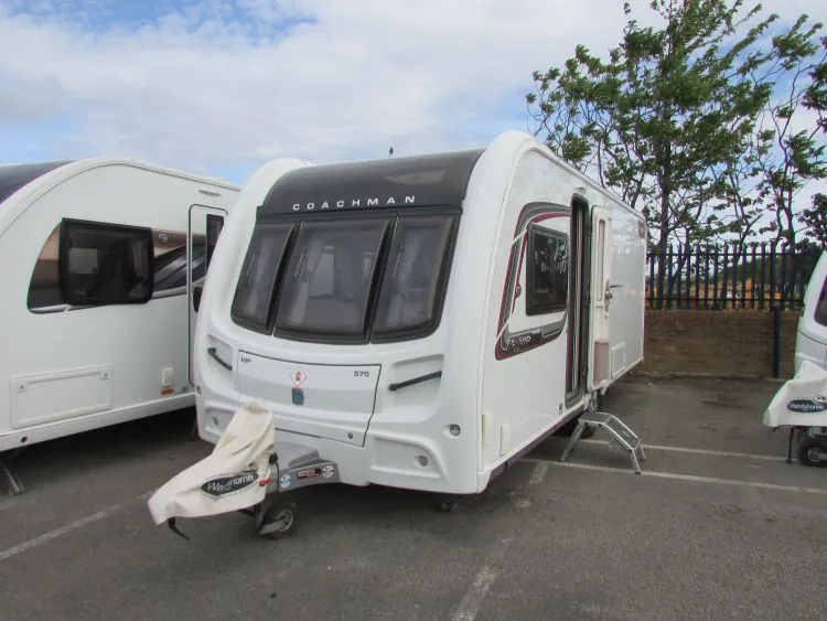 2017 Coachman VIP 575 · 4 Berth · Single Axle