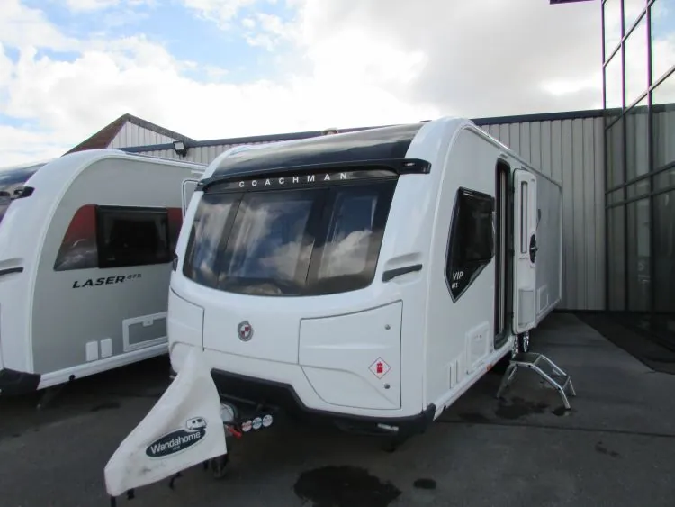 2023 Coachman VIP 675 · 4 Berth · Twin Axle