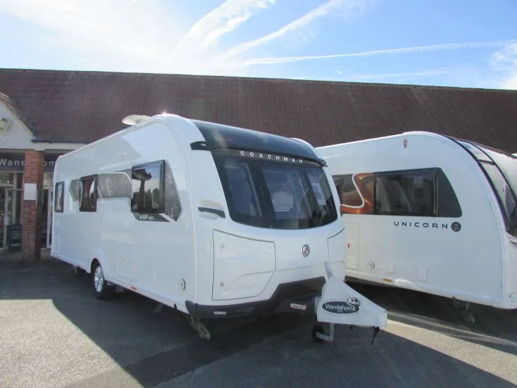 2024 Coachman VIP 520 · 3 Berth · Single Axle