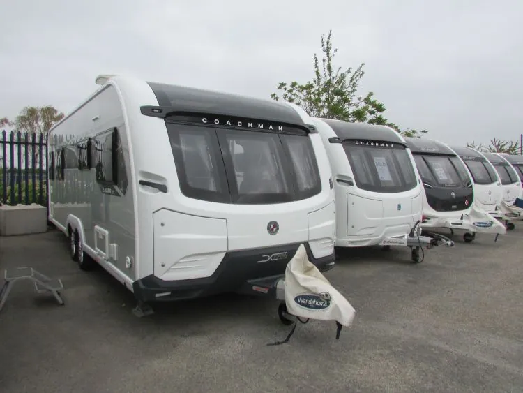 2025 Coachman Laser 875 Xtra · 4 Berth · Twin Axle · E&P Legs