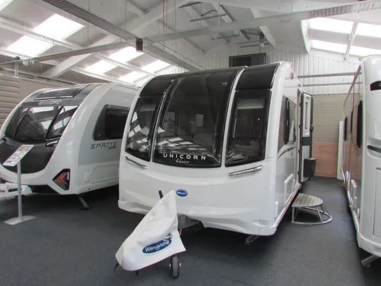 2026 Bailey Unicorn Deluxe Cabrera · 4 Berth · Single Axle