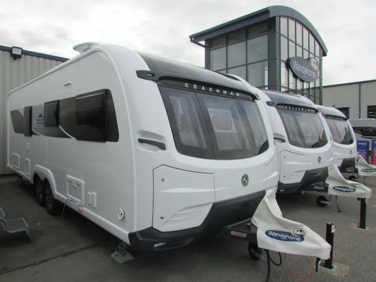 2027 Coachman Lusso IV · 4 Berth · Twin Axle