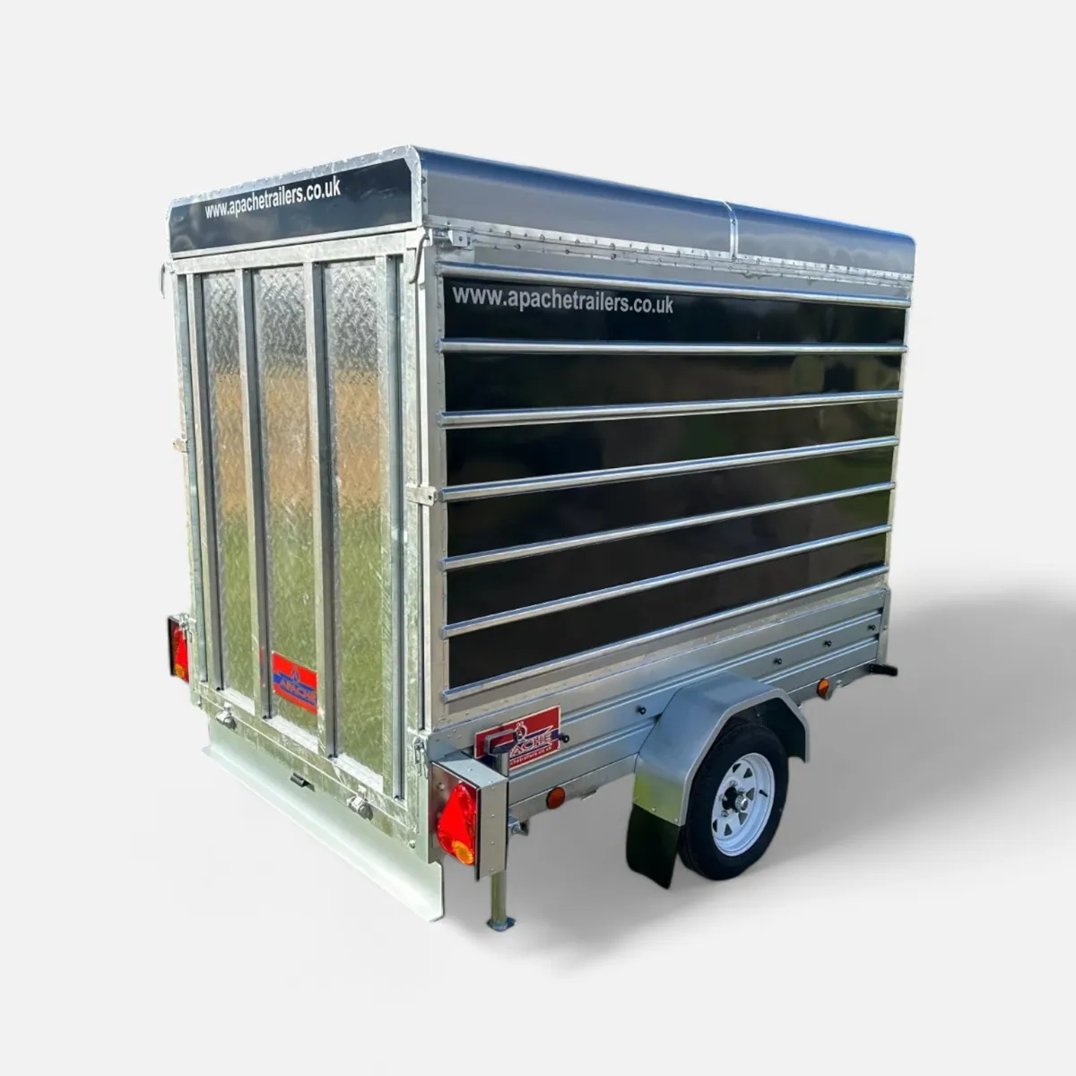 8ft x 5ft Box Trailer with Rear Loading Ramp, High Roof Sides & Ply Lining in Black