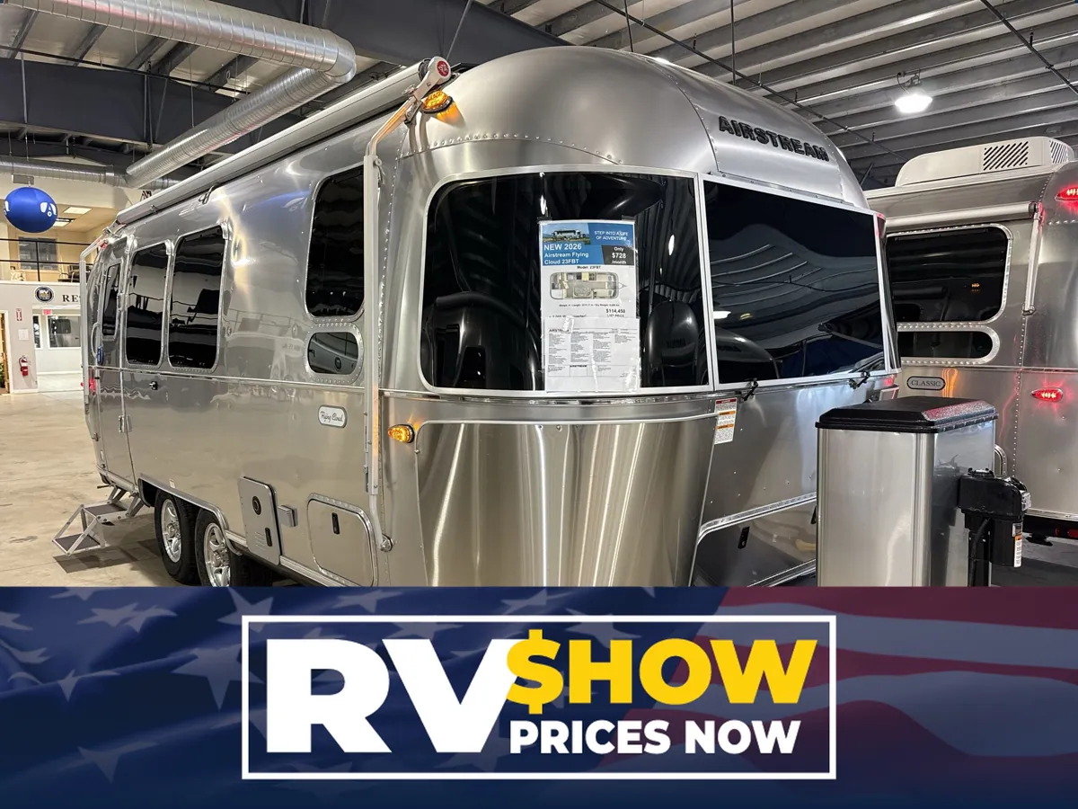 New 2026 Airstream Flying Cloud 23FB Twin