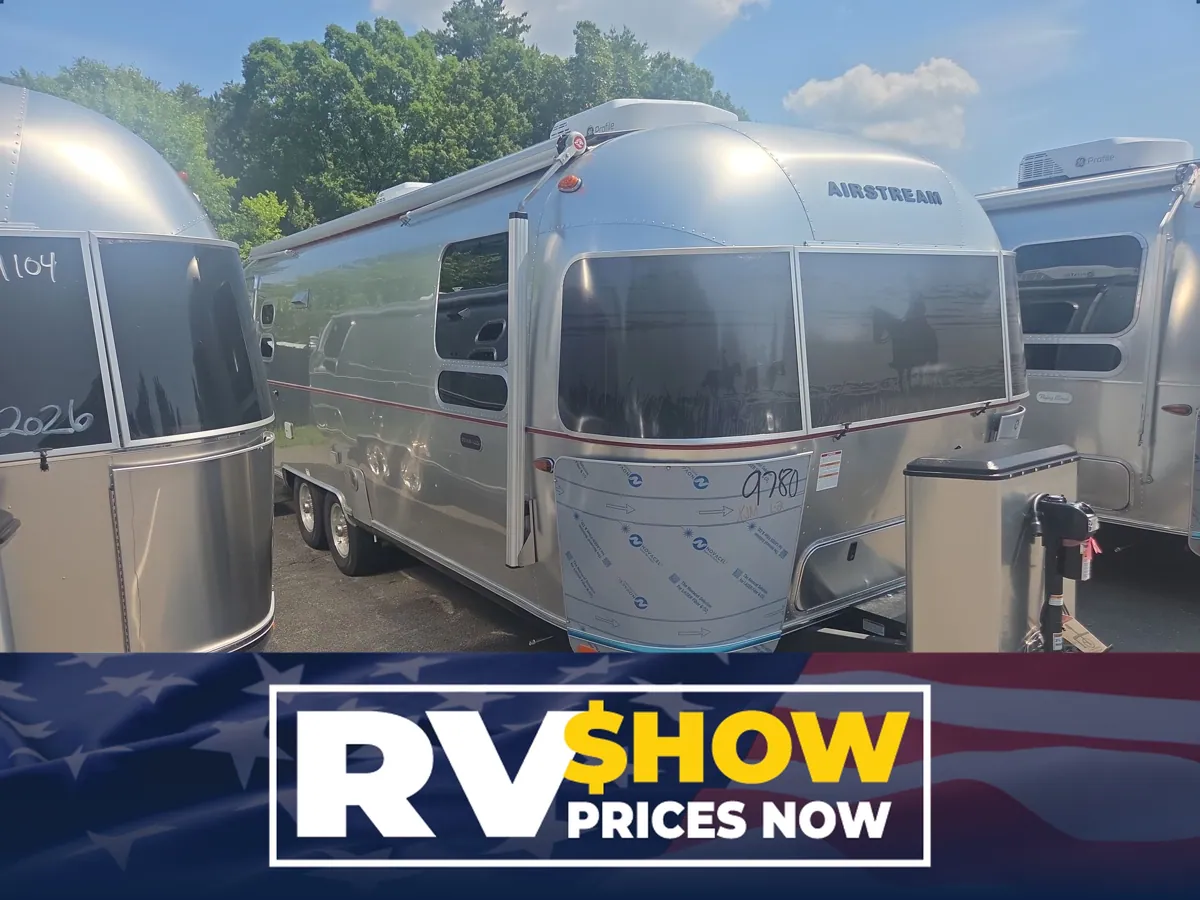 New 2026 Airstream Stetson + 6666 Special Edition Queen Bed