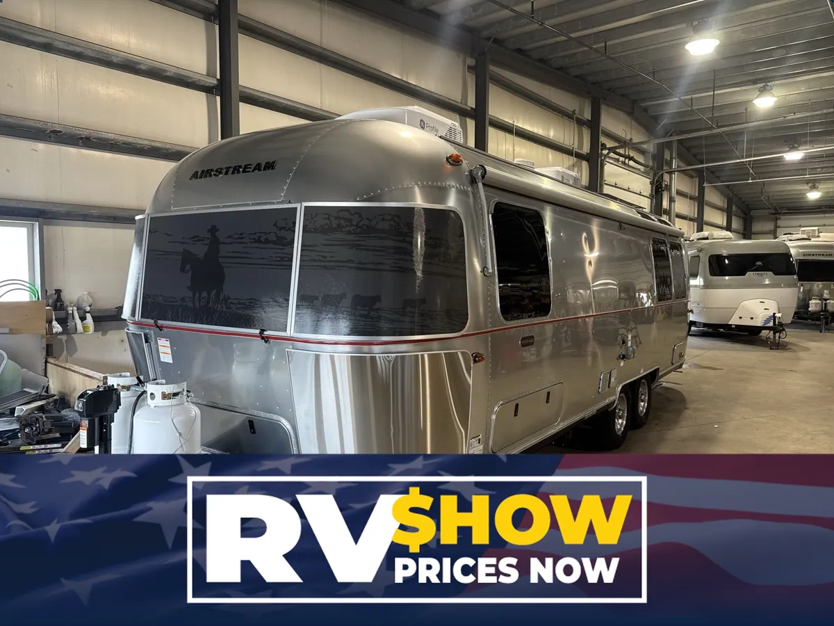 New 2026 Airstream Stetson + 6666 Special Edition Twin Bed