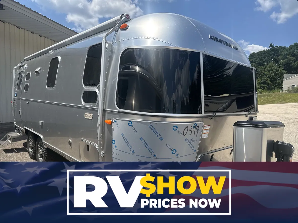 New 2026 Airstream Trade Wind 25FB Twin