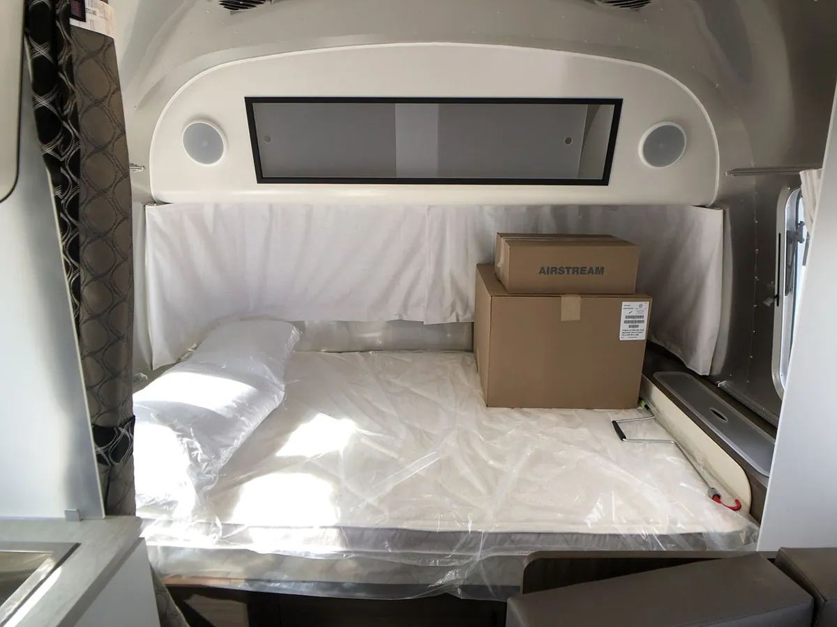 New 2027 Airstream Caravel 22FB