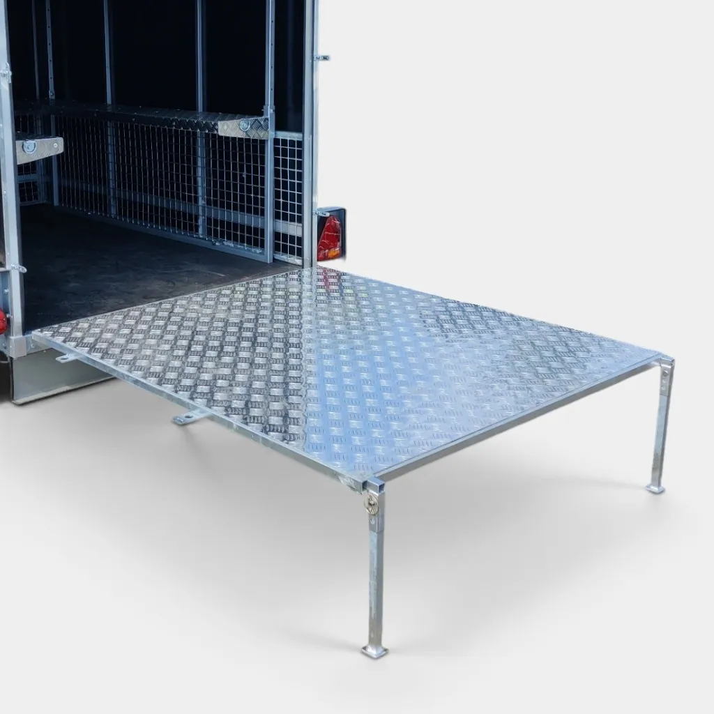 Pair of Adjustable Rear Ramp Support Legs for Apache Trailers