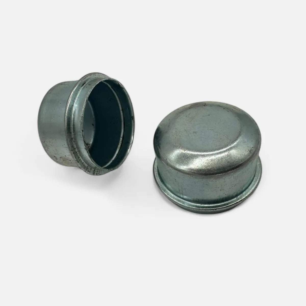 Pair of Hub caps for Apache & Paxton trailers