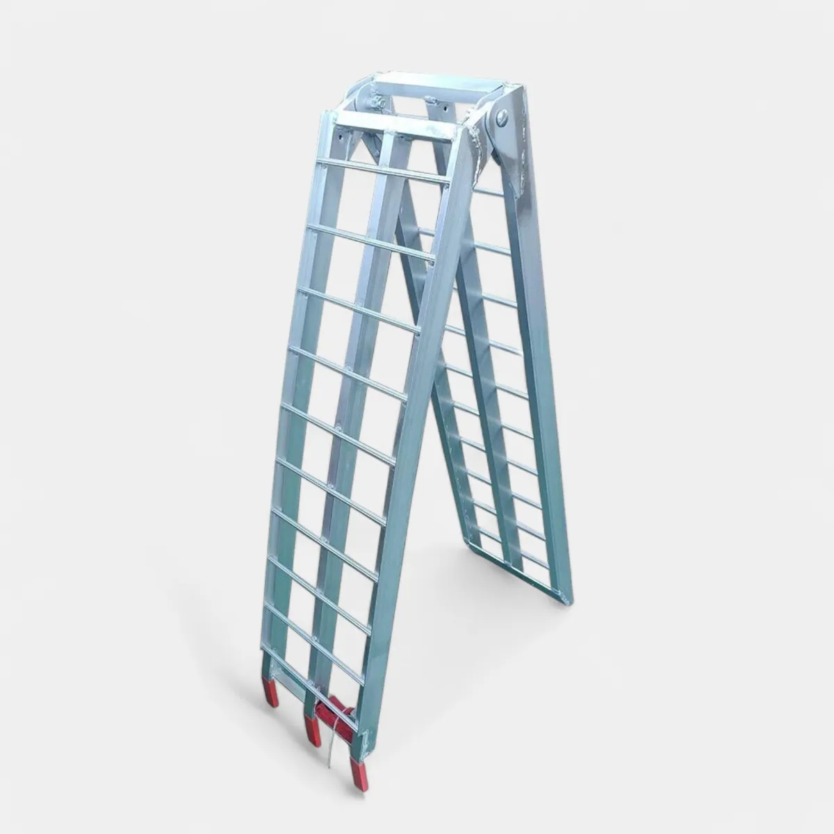 Single Heavy Duty Folding Aluminium Loading Ramps for Apache Trailers